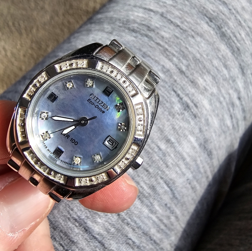 Women's Citizen eco drive watch - Picture 4 of 16